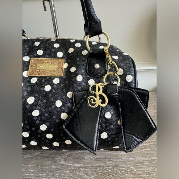 Betsy Johnson Purse Black & white polka dots  with Large Patent Bow Charm - Picture 4 of 13